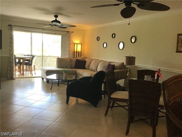 440 Fox Haven DR 2106, Naples, FL 34104