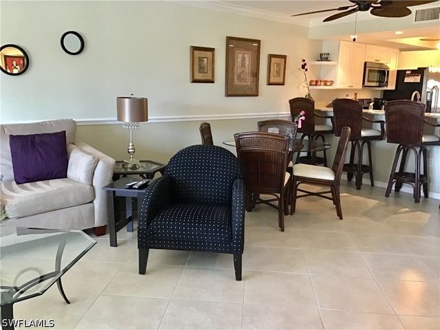 440 Fox Haven DR 2106, Naples, FL 34104