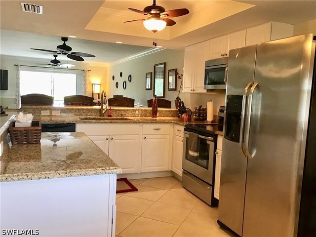 440 Fox Haven DR 2106, Naples, FL 34104