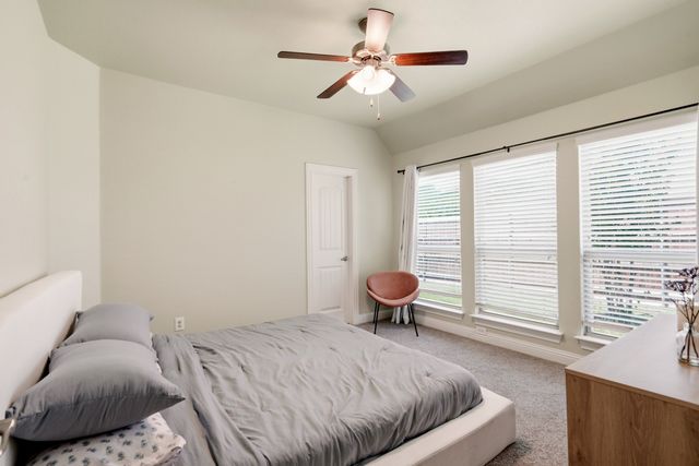 520 Winnetka Drive, Oak Point, TX 75068