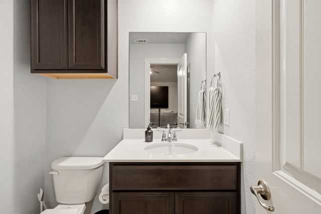 520 Winnetka Drive, Oak Point, TX 75068