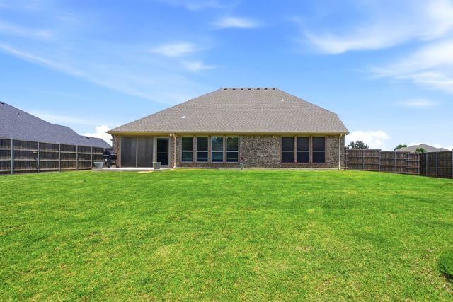 520 Winnetka Drive, Oak Point, TX 75068