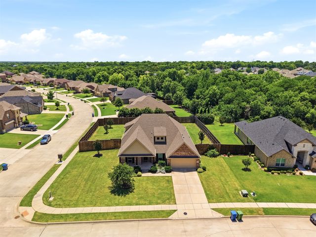 520 Winnetka Drive, Oak Point, TX 75068