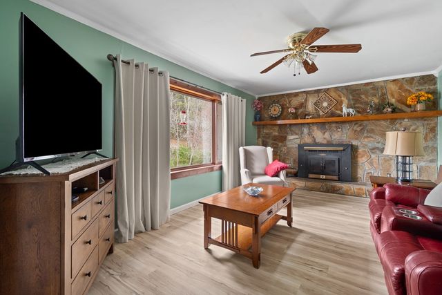 21 Stalcup Lane, Marble, NC 28905