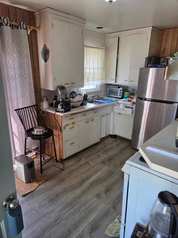 6800 Perry Avenue N, Brooklyn Center, MN 55429