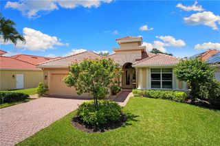 973 Tierra Lago WAY, Naples, FL 34119