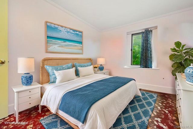 69 Cornwells Beach Road, Sands Point, NY 11050