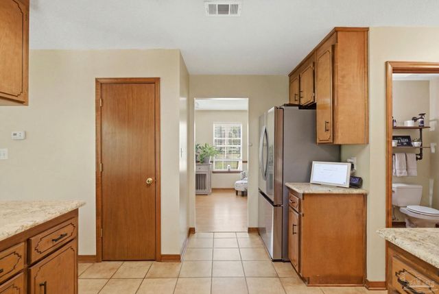 6870 Martin Rd, Milton, FL 32570