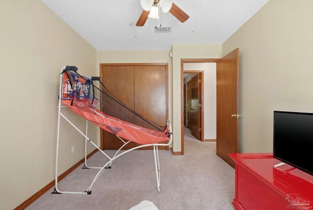 6870 Martin Rd, Milton, FL 32570