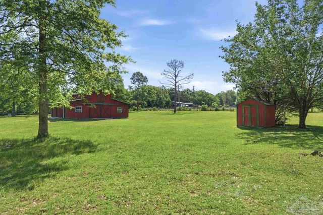 6870 Martin Rd, Milton, FL 32570