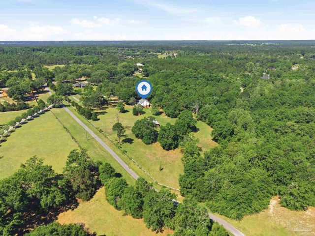 6870 Martin Rd, Milton, FL 32570