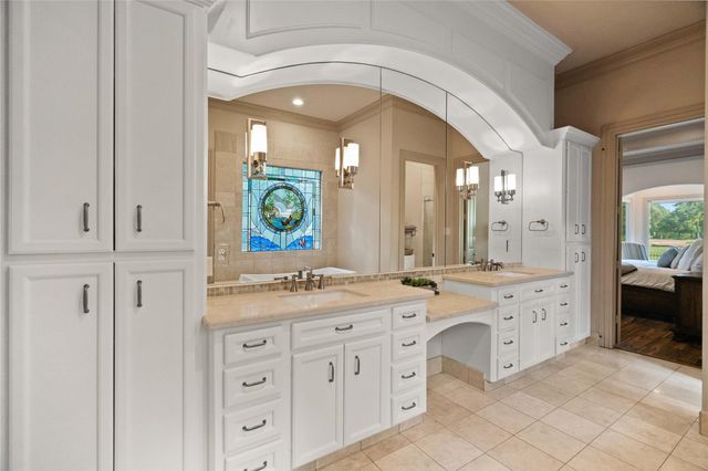 47 Summerwalk, The Woodlands, TX 77381