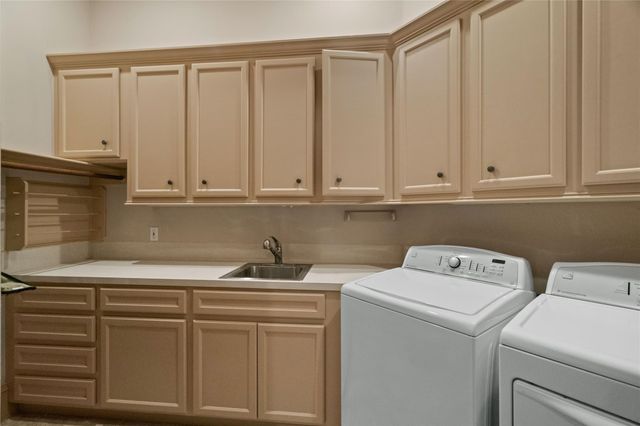 47 Summerwalk, The Woodlands, TX 77381