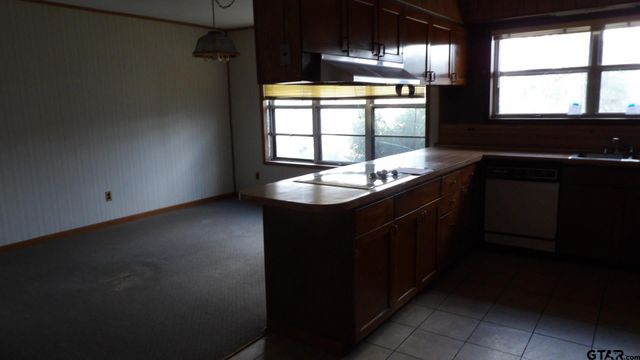 2707 S WILLIAM ST, Atlanta, TX 75551