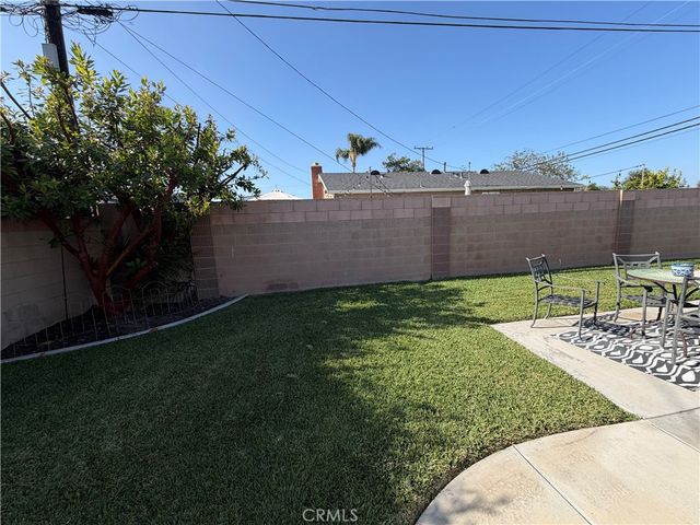 6471 Brown Circle, Huntington Beach, CA 92647