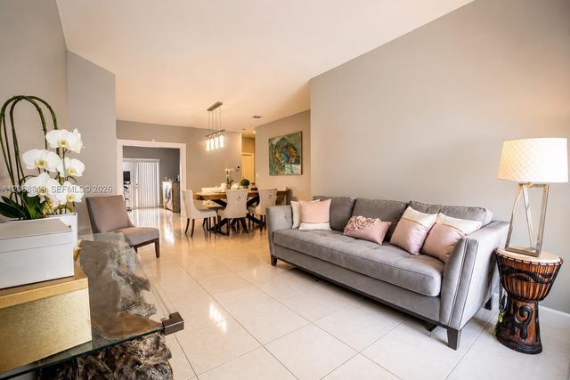 2721 NE 42nd Avenue, Homestead, FL 33033