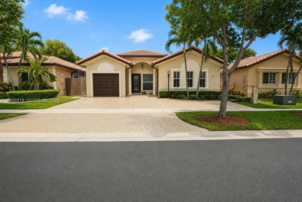 2721 NE 42nd Avenue, Homestead, FL 33033