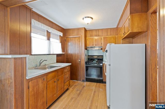 446 Marlboro Road, Wood Ridge, NJ 07075