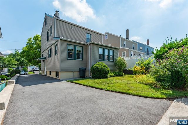446 Marlboro Road, Wood Ridge, NJ 07075