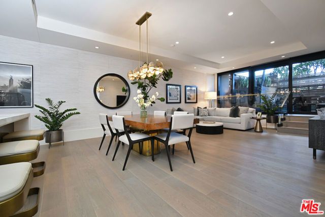 8420 W Sunset Boulevard 403, West Hollywood, CA 90069