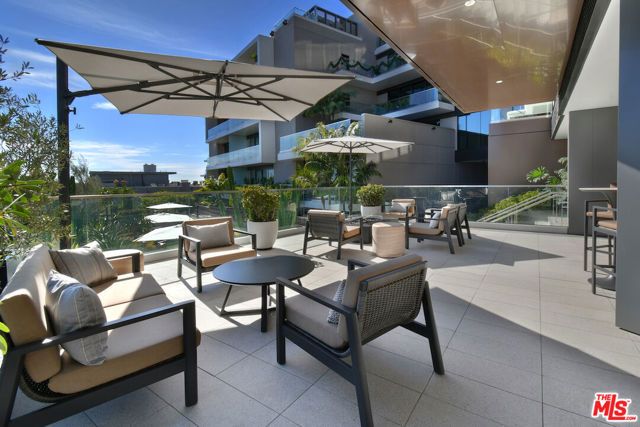 8420 W Sunset Boulevard 403, West Hollywood, CA 90069