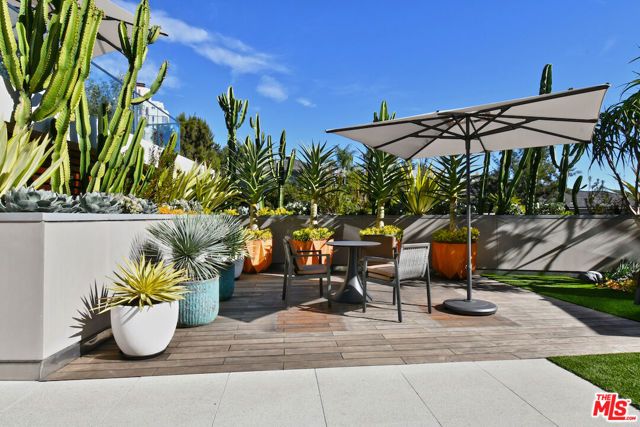 8420 W Sunset Boulevard 403, West Hollywood, CA 90069