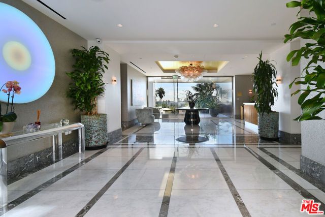 8420 W Sunset Boulevard 403, West Hollywood, CA 90069