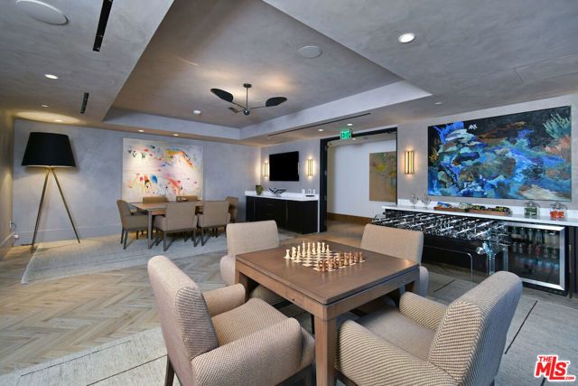 8420 W Sunset Boulevard 403, West Hollywood, CA 90069