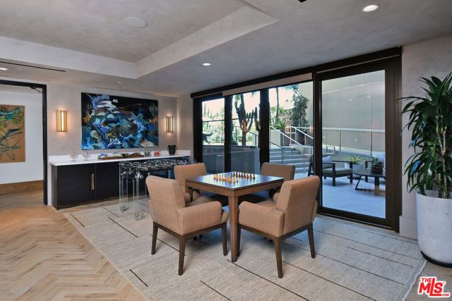 8420 W Sunset Boulevard 403, West Hollywood, CA 90069