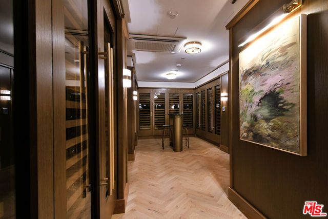 8420 W Sunset Boulevard 403, West Hollywood, CA 90069