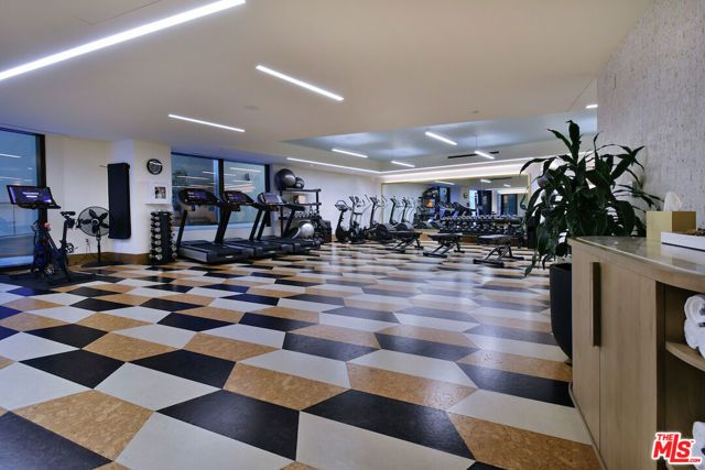 8420 W Sunset Boulevard 403, West Hollywood, CA 90069