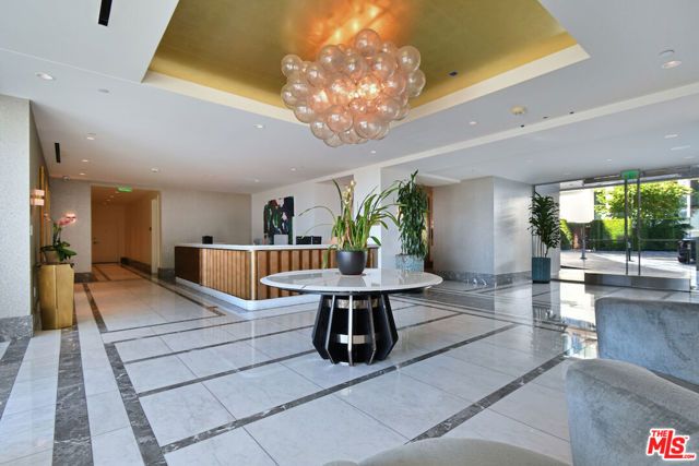 8420 W Sunset Boulevard 403, West Hollywood, CA 90069