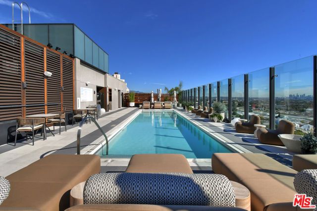 8420 W Sunset Boulevard 403, West Hollywood, CA 90069