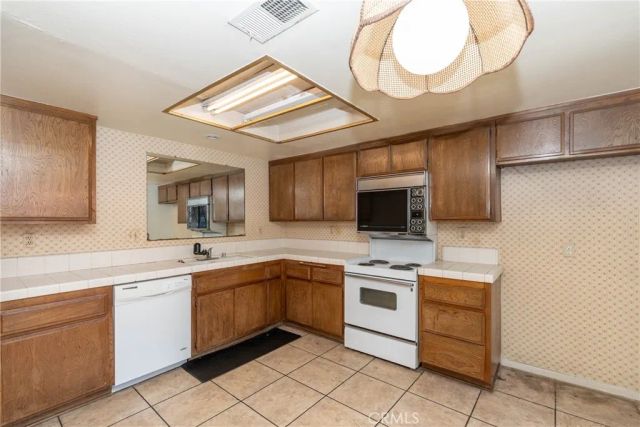 433 N 1st Avenue B, Arcadia, CA 91006