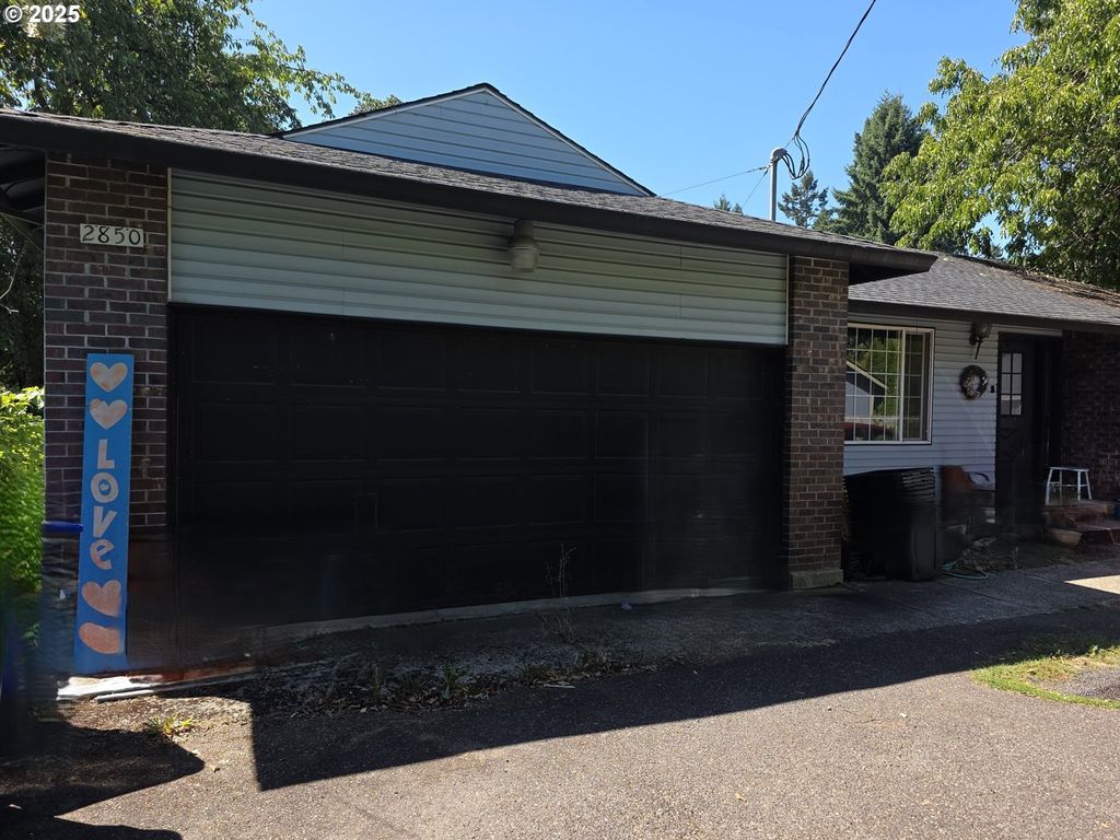 2850 Se OAK GROVE Blvd, Milwaukie, OR 97267