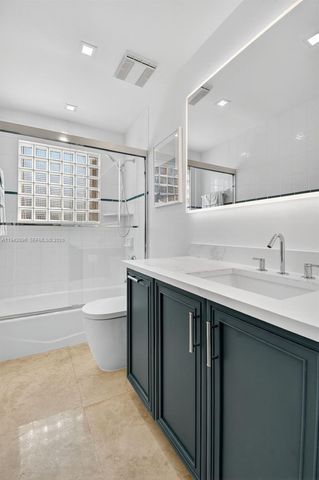 20610 NE 22nd Ct, Miami, FL 33180