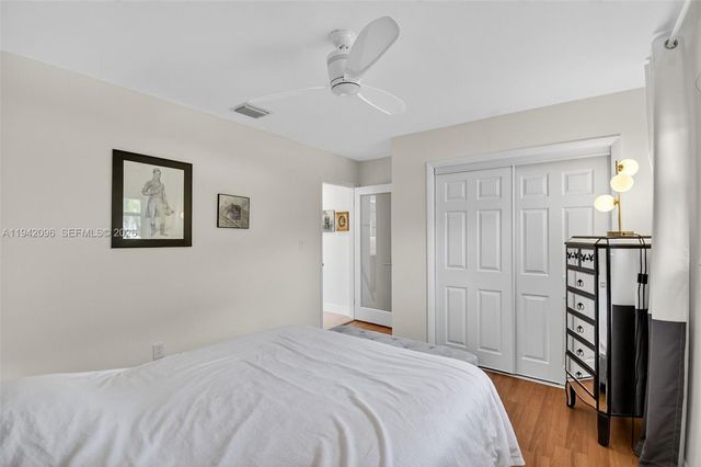 20610 NE 22nd Ct, Miami, FL 33180