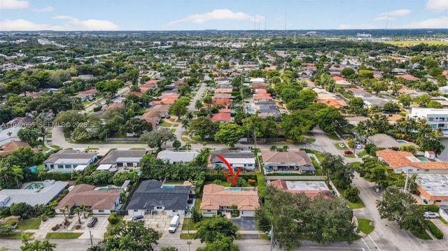 20610 NE 22nd Ct, Miami, FL 33180