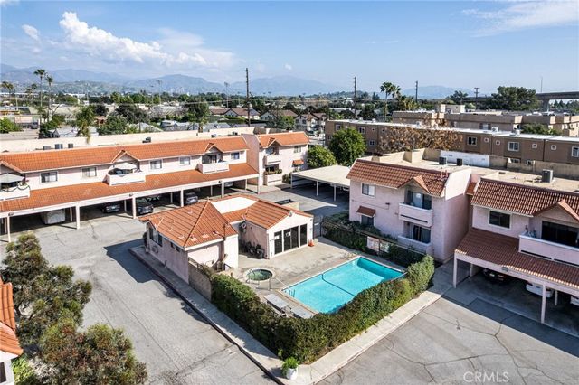 10943 Laurel Canyon A6, San Fernando, CA 91340