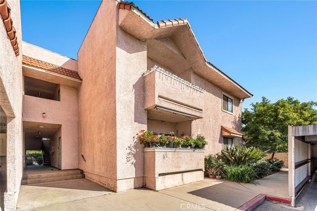 10943 Laurel Canyon A6, San Fernando, CA 91340