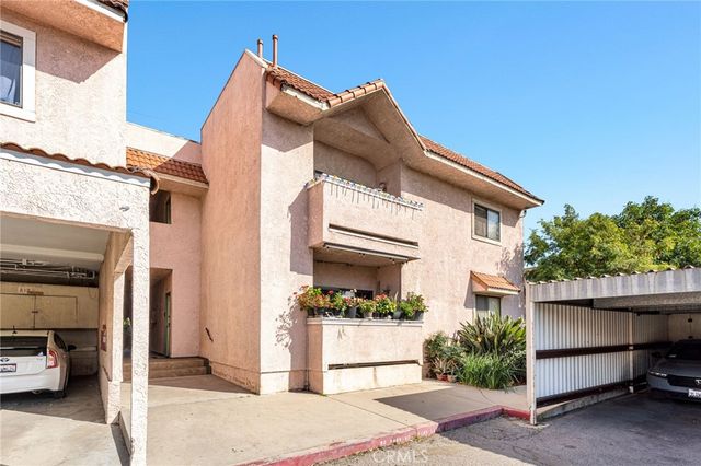 10943 Laurel Canyon A6, San Fernando, CA 91340