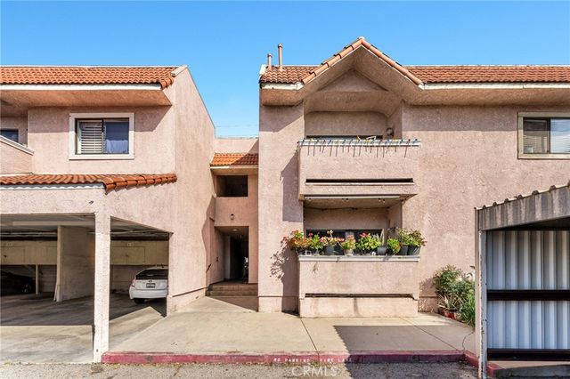 10943 Laurel Canyon A6, San Fernando, CA 91340