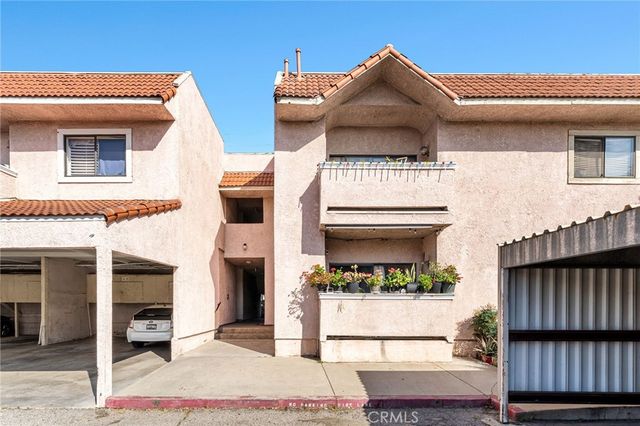 10943 Laurel Canyon A6, San Fernando, CA 91340