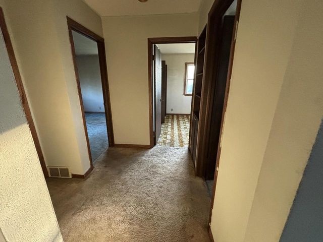 711 E Jonquil COURT, Beloit, WI 53511