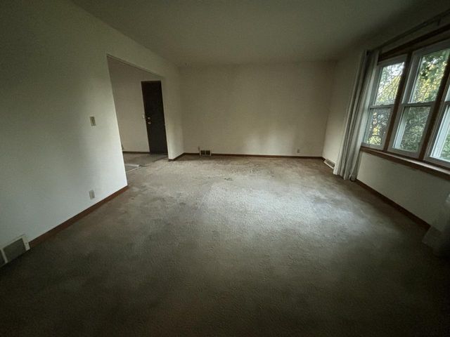 711 E Jonquil COURT, Beloit, WI 53511