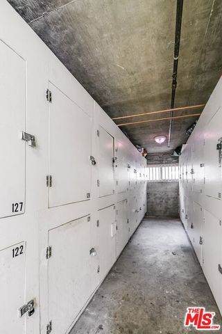 4558 Willis Avenue 121, Sherman Oaks, CA 91403