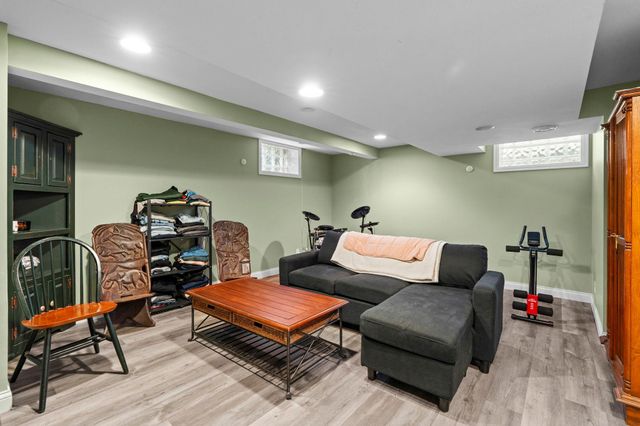 4100 Xenwood Avenue S, Saint Louis Park, MN 55416