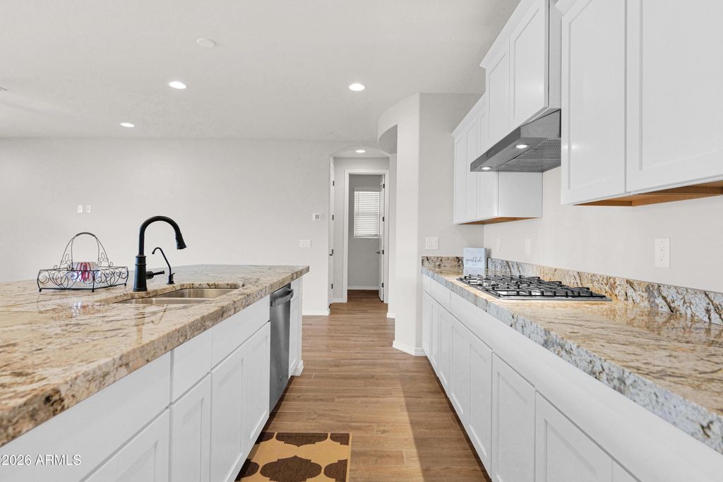 Image 6 of property listing at 3461 W OIL WELL Road, San Tan Valley, AZ 85144