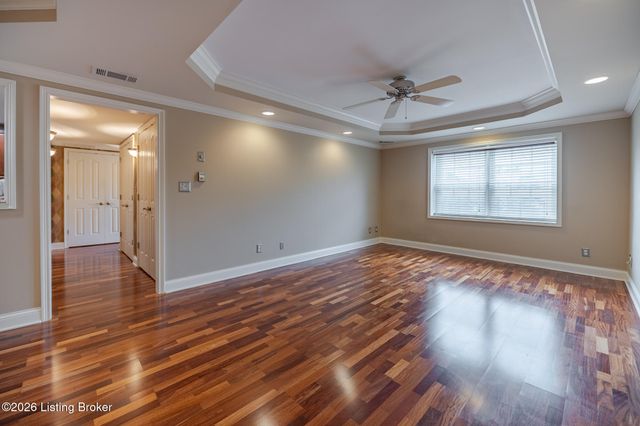 332 El Conquistador Pl, Louisville, KY 40220