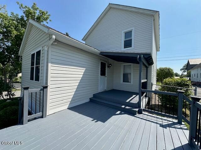 5 Edna Avenue, Ravena, NY 12143